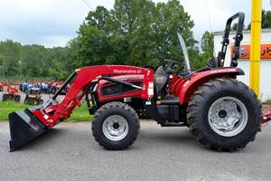 Proveedor Directo de Tractores Agrícolas Compactos Mahindra E Max 20s HST Profesionales 4x4 para Pequeñas Granjas, Incluye Bomba para Agricultura - Product Image 3