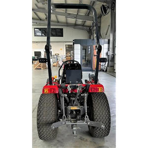 Tractor Agrícola 2022 Farmtrac Massey Ferguson 1525 con Tracción en las 4 Ruedas, Bomba y Motor - Product Image 6