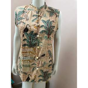 Vestes de couette Kantha élégantes les plus vendues du fabricant indien vêtements de nuit avec taille naturelle longueur midi au prix de gros - Product Image 3