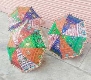 Nouveau parasol décoratif Parasol pliant auvent parapluie tissu ethnique Vintage Brolly indien 2 pièces de marque mariage métal T/T - Product Image 4