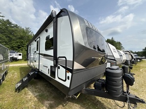 Camping-car remorque d'occasion 2024 Foorest River Rockwood Ultra Lite 2608BS - Product Image 1