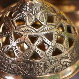 Brûleur d'encens vintage européen de luxe antique à prix compétitif stock prêt produit religieux porte-encens très demandé - Product Image 3