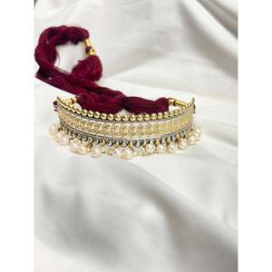 Collar y Gargantilla de Plata 925 en Dos Tonos con Perlas de Imitación y Diseño Floral para Bodas - Product Image 1