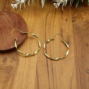 Boucles d'oreilles créoles en laiton torsadé bijoux Boho Chic minimalistes, cadeau de boucle d'oreille bohème en laiton déclaration vintage pour elle - Product Image 2