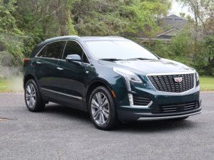 Cadillac XT5 FWD Premium Luxury d'occasion propre 2025 - Product Image 2