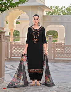 Vêtements occasionnels Milan en soie avec pantalon Kurti travaillé à la main et Dupatta Fabricant de l'Inde au taux le plus bas - Product Image 3