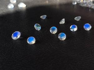 Haute qualité bleu Flashy blanc arc-en-ciel pierre de lune forme ronde pierres précieuses à facettes pour la fabrication de bijoux bricolage fournisseur inde - Product Image 4