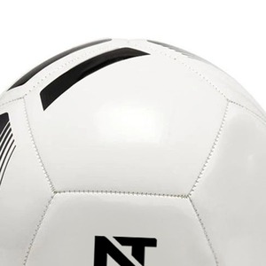 Ballon de football d'entraînement Next Tech Industries en matériau PU pour l'entraînement avec un design personnalisé et un logo personnalisé - Product Image 6