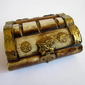 Meilleure vente de boîte à bijoux de forme rectangulaire en os antique léger de haute qualité technique polie à bas prix en Inde - Product Image 1