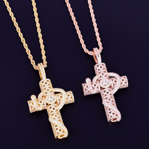 Colgante de Cruz de Jesús unisex en estilo Hip Hop Plata de Ley 925 con diamantes cultivados en laboratorio de corte brillante redondo chapado en oro - Product Image 6