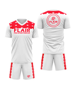 Camiseta de fútbol para niños de diseño retro personalizado, la mejor calidad, 100% poliéster, cómoda, transpirable, Parte delantera corta, conjuntos de nombre OEM nacional - Product Image 1