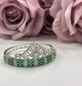 สร้อยข้อมือชุบเงิน CZ คุณภาพพรีเมียม ดีไซน์หรูหรา สำหรับงานแต่งงาน งานหมั้น และงานเลี้ยง สำหรับผู้หญิง - Product Image 2