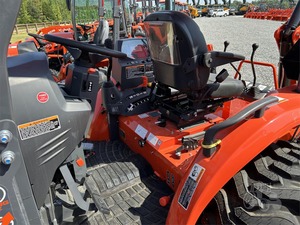 Chargeuse-pelleteuse KUBOTA L47 neuve et propre à vendre - Product Image 4