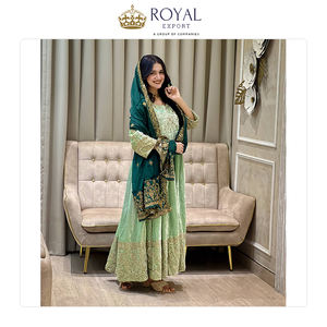 Traje Anarkali de Terciopelo y Seda con Bordado Zari, Diseño de Alta Calidad, Nuevo Estilo, Hermoso, Disponible en Stock - Product Image 5