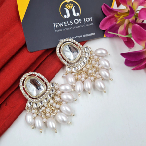 Élégant Kundan Boucle D'oreille Alliage Blanc 1.26 Grammes Paire Léger Bijoux De Mode Traditionnels Fournisseur En Gros En Ligne - Product Image 1