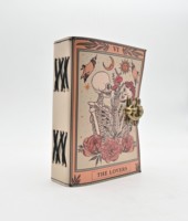 Acheter un journal en cuir, un carnet, un livre de sorts, un grimoire, un journal imprimé, un journal pour les amoureux du tarot, un journal spirale gothique, un journal pour les amoureux des crânes