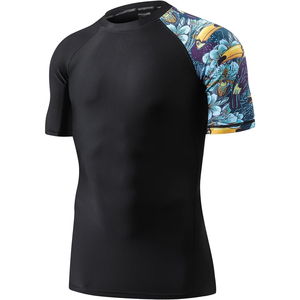 เสื้อแรชการ์ดแขนสั้นสำหรับผู้ชาย ป้องกันแสงแดดสำหรับเล่นเซิร์ฟ ออกแบบโลโก้แบรนด์ของคุณเอง แห้งเร็ว ประสิทธิภาพสูง - Product Image 5
