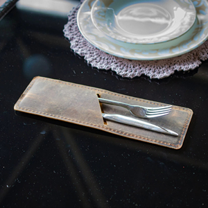 Porte-couverts en cuir PU personnalisé pour le restaurant Organisateur de vaisselle pour hôtel et LYR-0010B de restauration raffinée - Product Image 1