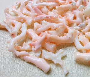 304 Cts Lot Japanese Coral Stick, 14 piezas, White Coral Pulido Pink Stick , Japanese Coral Loose Gemstone - Product Image 4
