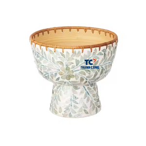 Bol à salade en bambou lisse incrustation de nacre bol décoratif en bambou bol de service pour servir des collations fruits faits à la main Vietnam - Product Image 1