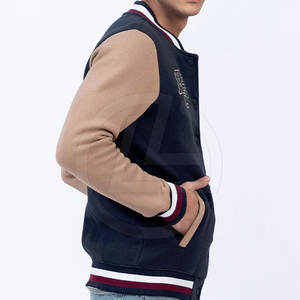 Veste universitaire décontractée pour hommes avec manches contrastées et doublure douce pour toutes les saisons, veste universitaire de style universitaire pour hommes - Product Image 4