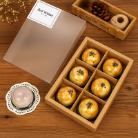 Boîte cadeau de Noël en kraft personnalisée pour biscuits, motif homme en pain d'épices, haute couleur, vente en gros pour l'emballage alimentaire avec gaufrage
