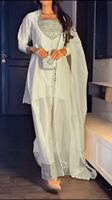 Vêtements de fête d'hiver pour femmes en mousseline de soie Salwar Kameez costumes et robes de style ethnique indien et pakistanais