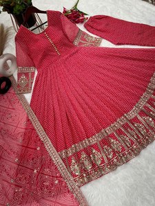 Venta al por mayor de calidad superior suave y ligero estilo Anarkali vestido para las mujeres de Bollywood tendencia exquisito vestido para niñas Salwar - Product Image 4