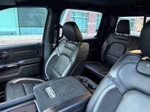 Superventas 2022: Ram 1500 TRX Supercharged Hemi V8 4WD con Transmisión Automática - Product Image 4