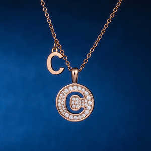 Colgante de Moissanita con Inicial Personalizada, Diseño Redondo con Incrustaciones, Color D VVS, Plata 925, Joyería de Lujo, Venta al Por Mayor OEM - Product Image 3