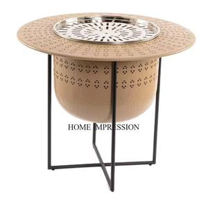 Suministro directo de fábrica Venta al por mayor a granel Color gris Forma redonda Diseñador único Metal Dallah Calentador Color negro Soporte de hierro - Product Image 2