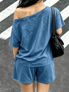 ชุดเซ็ตเสื้อยืดแขนสั้นกางเกงขาสั้นลำลองคอเสื้อแบบไม่สมมาตรสำหรับฤดูร้อน  ชุดลำลองผู้ชาย แบรนด์ดัง ระบายอากาศได้ดี - Product Image 2