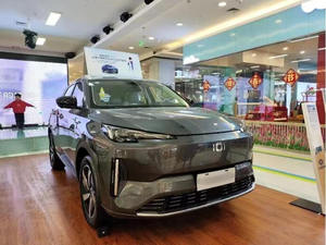 รถ SUV ไฮบริด ปี 2025 มือสอง ขับเคลื่อน 2 ล้อ เกียร์อัตโนมัติ 5 ประตู 5 ที่นั่ง ระบบขับเคลื่อนน้ำมัน/ไฟฟ้า สภาพดี นำเข้าจากญี่ปุ่น - Product Image 6