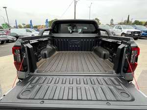 ข้อเสนอส่วนลด รถฟอร์ด เรนเจอร์ สปอร์ต ปี 2024 ตัวถังอลูมิเนียม เกียร์อัตโนมัติแบบสปอร์ต 10 สปีด ไมล์น้อย - Product Image 6