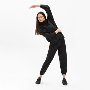 ชุดวอร์มผ้าไนลอน100% ของผู้ชายโลโก้แบบกำหนดเองสำหรับฤดูหนาวพิมพ์ลายซิปอัพเป็นมิตรกับสิ่งแวดล้อมไซส์ใหญ่และไซส์พิเศษ - Product Image 3