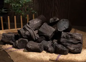 Morceau de charbon de bois noir Offre Spéciale avec chaleur douce et fumée minimale pour barbecue - Product Image 2