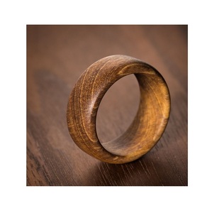 Ronds de serviette en bois de haute qualité pour un décor de table élégant et une finition exquise pour les mariages - Product Image 3