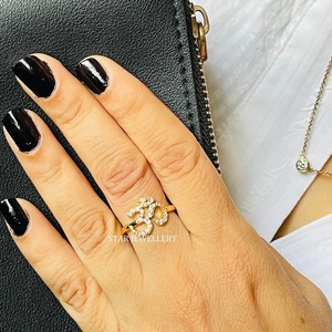 แหวนทองคำแท้ 14K ประดับเพชรธรรมชาติ ลาย OM สำหรับผู้หญิง ของขวัญสไตล์มินิมอลสำหรับชาวคริสต์ - Product Image 2