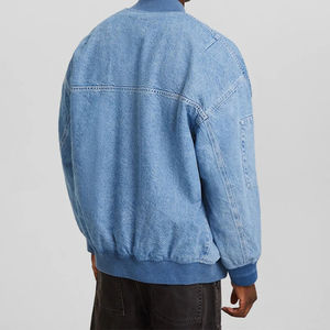 Vêtement d'extérieur décontracté pour homme OEM, veste en jean surdimensionnée à boutons avec rembourrage en coton et fonction imperméable pour l'hiver - Product Image 2