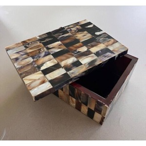 Boîte à bijoux artisanale en corne noire et brune |   Boîte de rangement ronde élégante pour bijoux, souvenirs et décoration intérieure, échantillon gratuit - Product Image 4