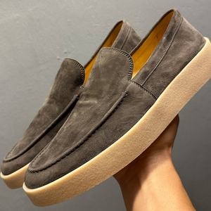 รองเท้ากีฬาลำลองแบบ unisex รองเท้าผ้าใบอเนกประสงค์สำหรับเดิน วิ่ง และออกกำลังกาย ดีไซน์ระบายอากาศได้ดี เหมาะสำหรับผู้ชายและผู้หญิง - Product Image 6