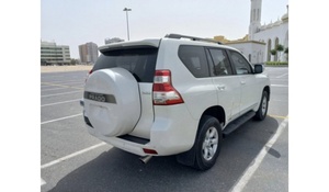 2015 d'occasion pour Toyota LandCruiser Prado avec moteur R20 turbo Sièges en cuir à entraînement AWD - Product Image 3