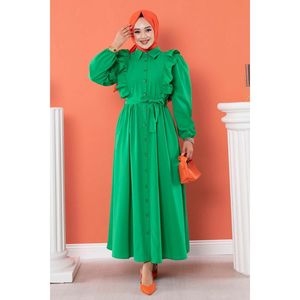 ชุดฮิญาบสีเขียวแต่งระบาย - Product Image 1