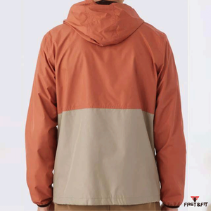 เสื้อแจ็คเก็ตกันฝนแบบนุ่มสำหรับผู้ชาย ปรับแต่งได้ กันน้ำ ระบายอากาศ ผ้าแคนวาส คอตั้ง โลโก้ด้านหน้า มีฮู้ด สำหรับขายส่ง - Product Image 3