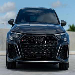 SUPER CLEAN 2023 RS4 Diésel ~5,100 Millas 401 HP Motor de 5 Cilindros de Aspiración Natural Tracción Total Neumáticos R20 Volante a la Izquierda SUV de Cuero Oscuro - Product Image 1