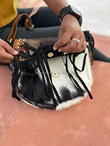 Nouveaux cheveux élégants sur peau daim fourrure cuir frange sac à bandoulière femmes parfait à la mode vente chaude en forme de baril sacs à bandoulière - Product Image 3