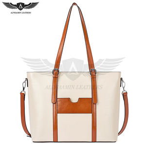 Mochila de Cuero para Mujer, Diseño Elegante y Espacioso, Hecha a Mano con Alta Calidad, Duradera para Uso Diario y Viajes - Product Image 1