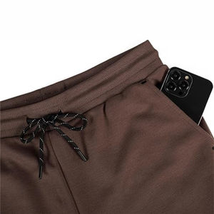 Survêtement uni et décontracté respirant pour hommes avec logo personnalisé, design élégant, matériau souple, confortable et durable, à prix abordable - Product Image 4