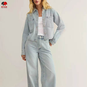 Chaqueta Vaquera de Mezclilla para Mujer de Primera Calidad con Ajuste Moderno y Material de Mezclilla de Algodón Duradero - Product Image 4