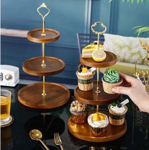 Soporte de pastel de madera de alta calidad para decoraciones de cocina inspiradas en granjas, exhibición de postres y necesidades de presentación - Product Image 1